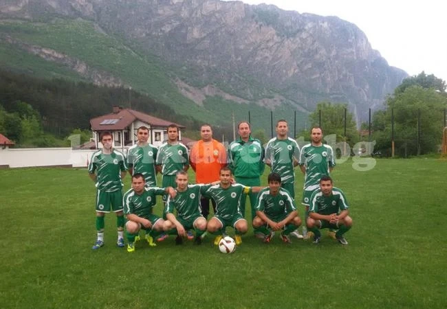 Само 11 от Попица стигнаха да отнесат точките от Згориград
