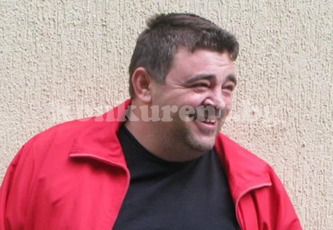 Запалиха камиони на Шупера