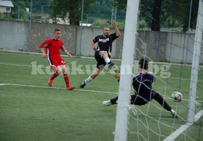 Кипровец озори Кариана, но отстъпи с 2:5
