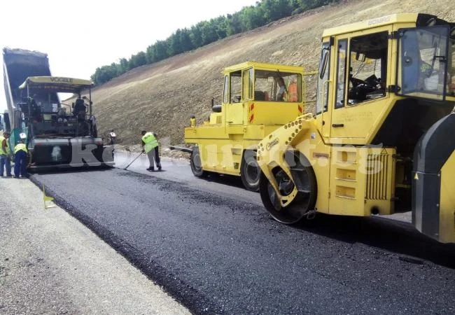 Утре отварят Е79 при Долна Вереница