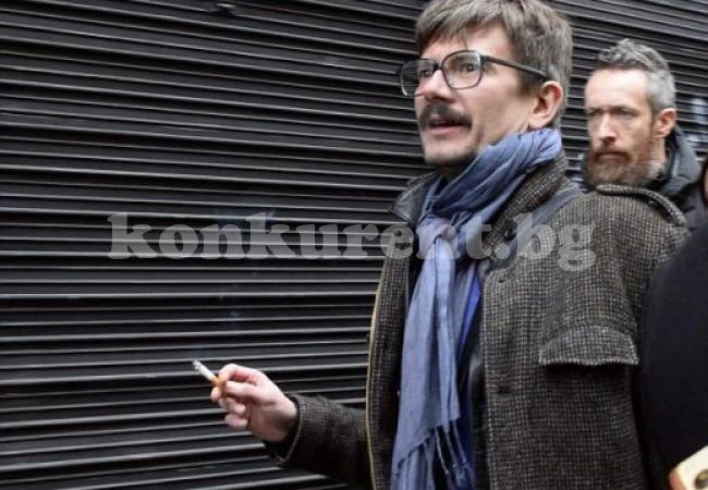 Напусна главният карикатурист на Charlie Hebdo