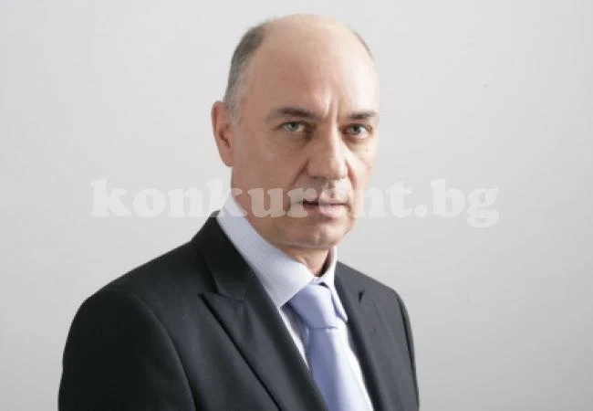 Георги Кадурин и Иван Юруков  играят на врачанска сцена