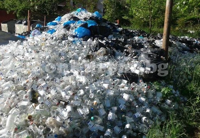 Болница търси решение за замърсен терен