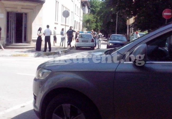 Първо в „Конкурент”: Акцията е по линия наркотици