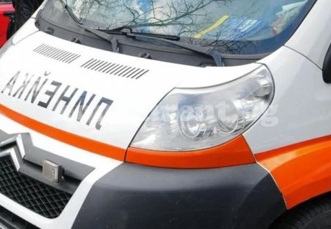 Асансьорен техник полетя в шахта и загина