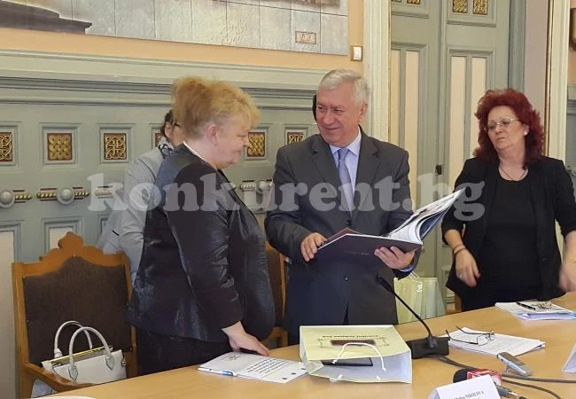 Малина Николова посети Крайова