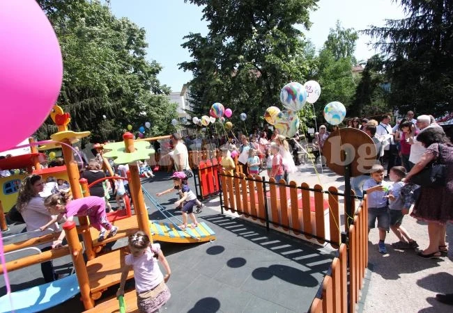 ГЕРБ подари празник на децата от Враца