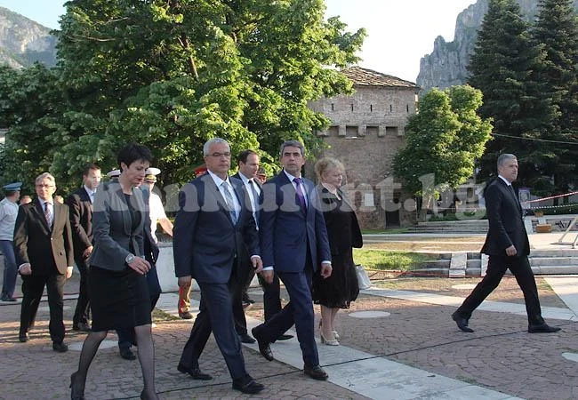 Президентът пристигна във Враца