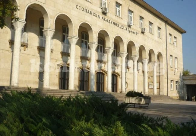 Скандалът в Стопанската академия влезе в съда