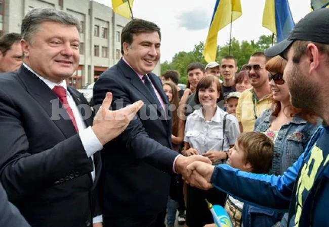 Саакашвили с търговски план в Одеса, заобикалящ Русия