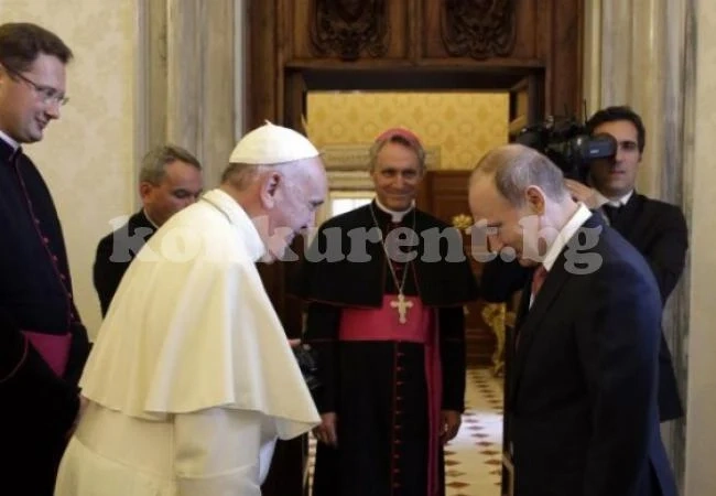 Папата чака час за среща Путин