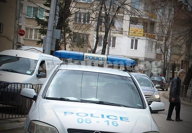 Син обра майка си във Враца