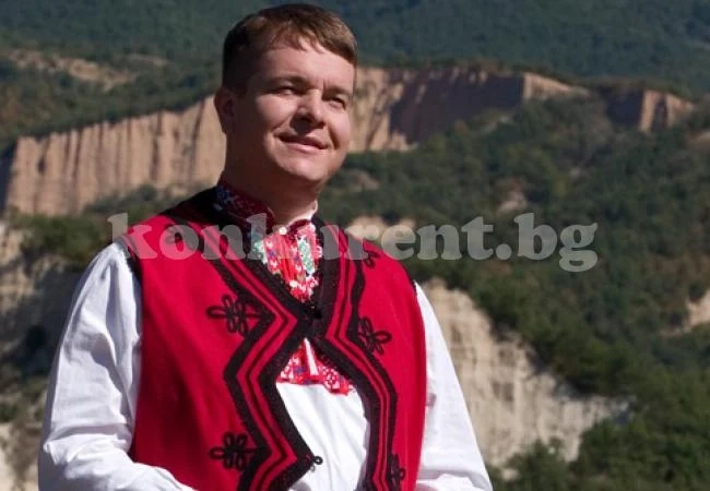 Илия Луков пее във Враца в помощ на деца с увреждания