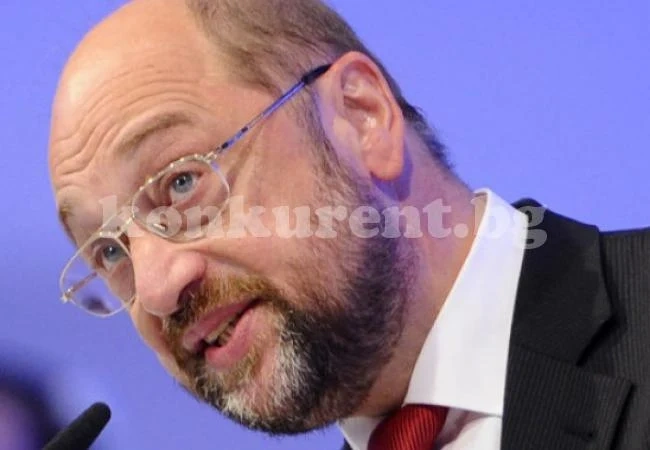 Шулц: Излизането на Гърция от еврозоната е непредсказуема заплаха за световната икономика
