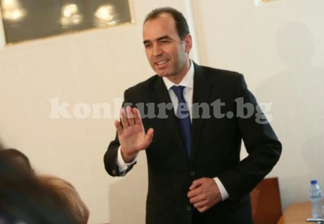 Часовникът цъка за Иван Искров като управител на БНБ