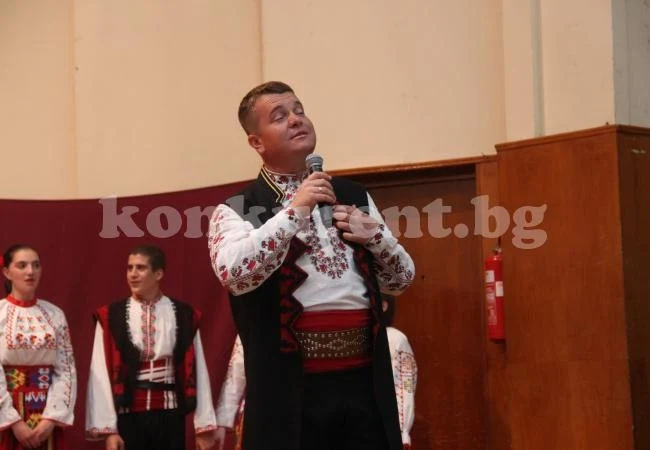 Илия Луков пя за деца с увреждания във Враца