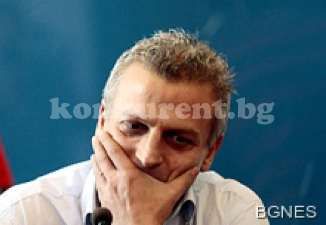 Москов: Спрете цигарите и кафето за 3 дни и ще си платите здравните вноски