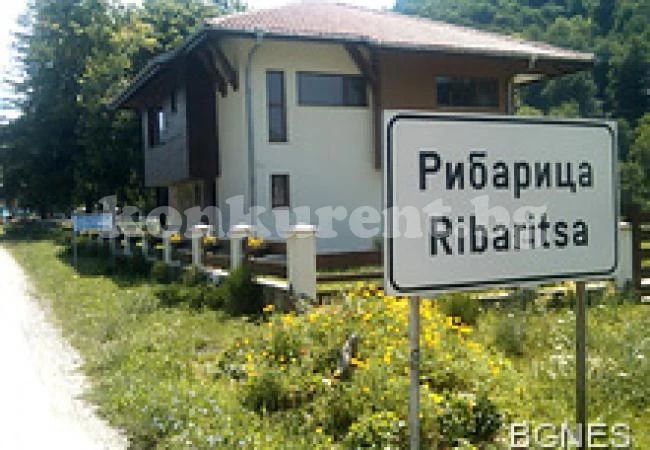 20 деца се натровиха с храна на лагер в Рибарица