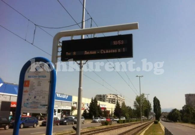 Слагат още 420 говорещи спирки в София
