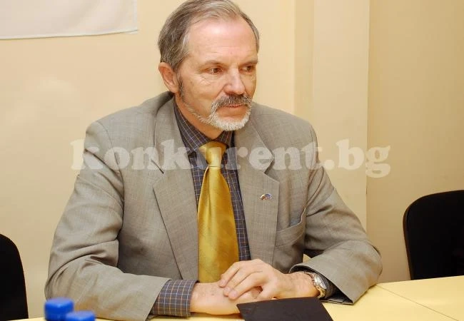 Доцент Великов е най-заможният депутат от Северозапада