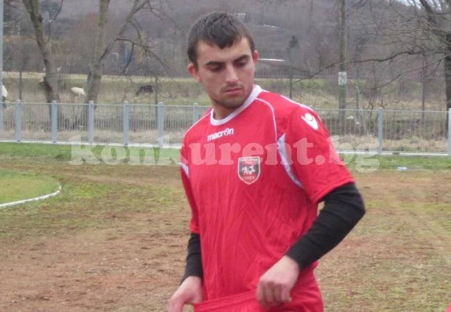 Локо /Мз/ усилва атаката с Альоша Илиев
