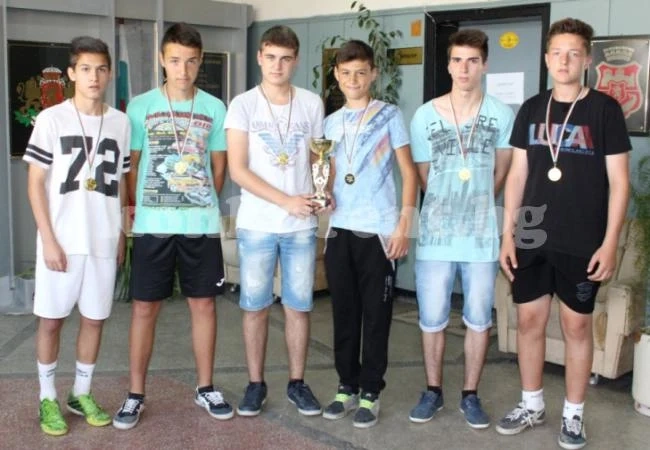 ДФК вдигна купата на ПМГ във Видин