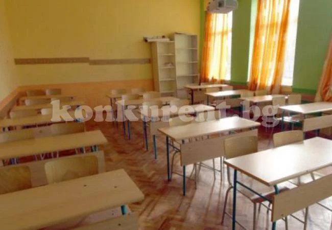 Частни училища скочиха срещу безплатния прием