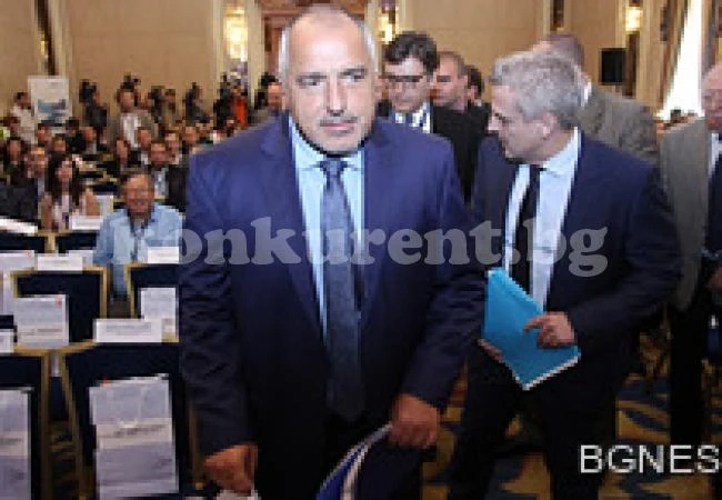 Борисов: НЗОК, направете си разчетите, не може да сервирате това на правителството