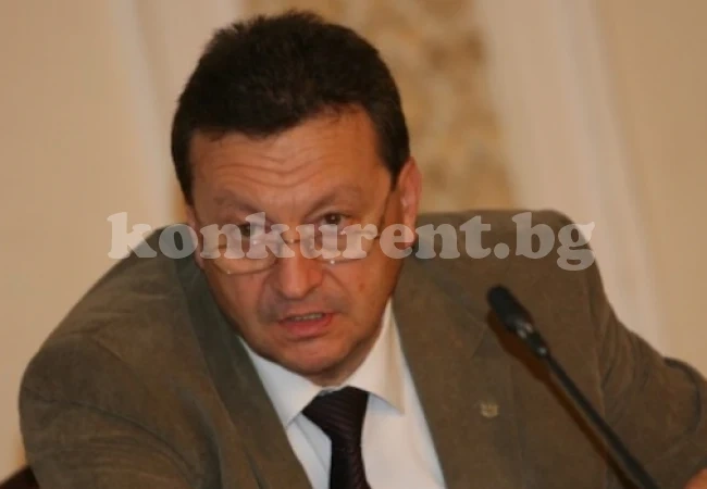 Таско Ерменков: Абсурд е със закон да се сваля цената на тока