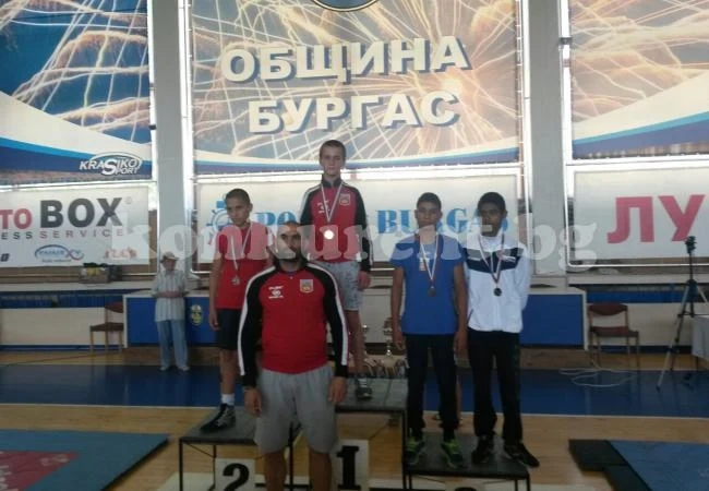 Наш борец е №1 в България, ще се готви за европейско