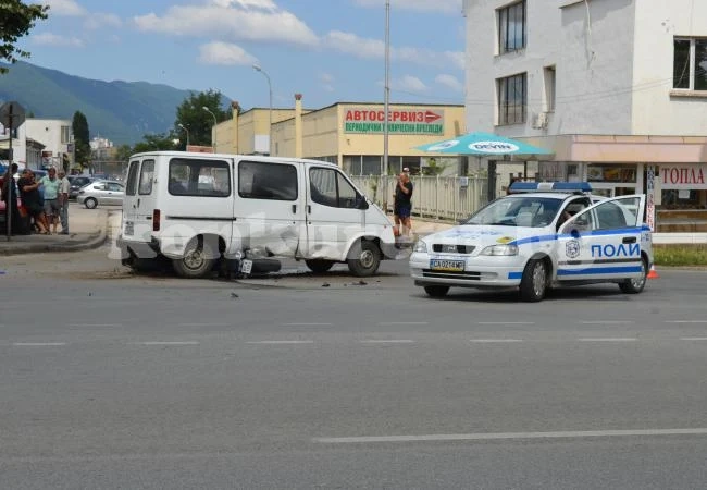 ВИДЕО: Mотористът от катастрофата във Враца е в критично състояние