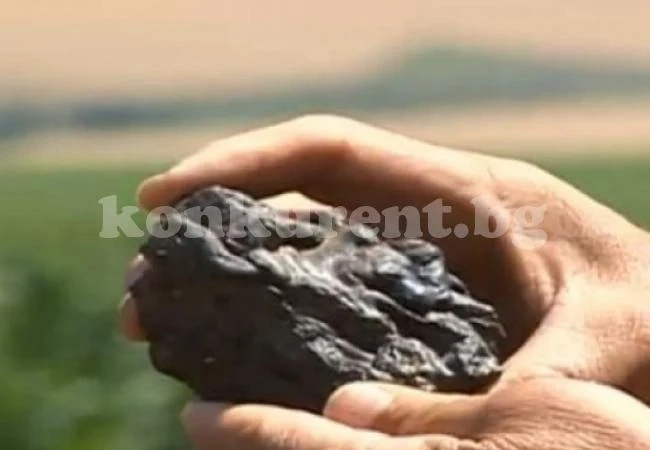 Нашенец изрови метеорит с мотика