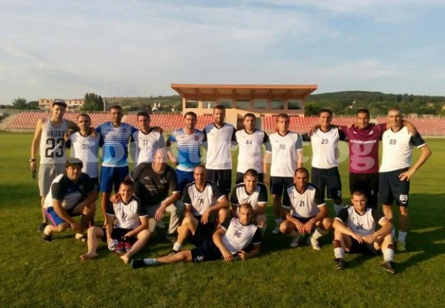 Ботев /Кр/ и Пъстрина правят голово шоу за 5:5