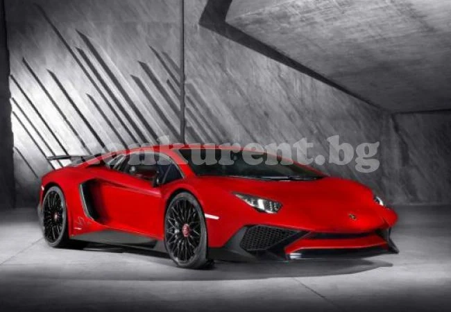 Колко бърз ще е новият Lamborghini Aventador SV Roadster