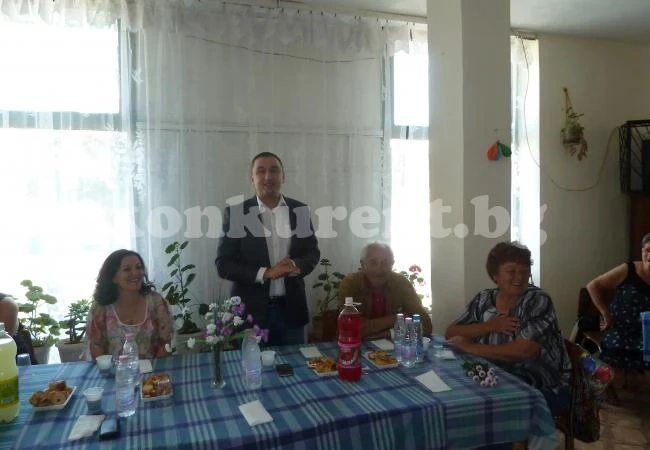 Айхан Етем се срещна с жителите на Борован