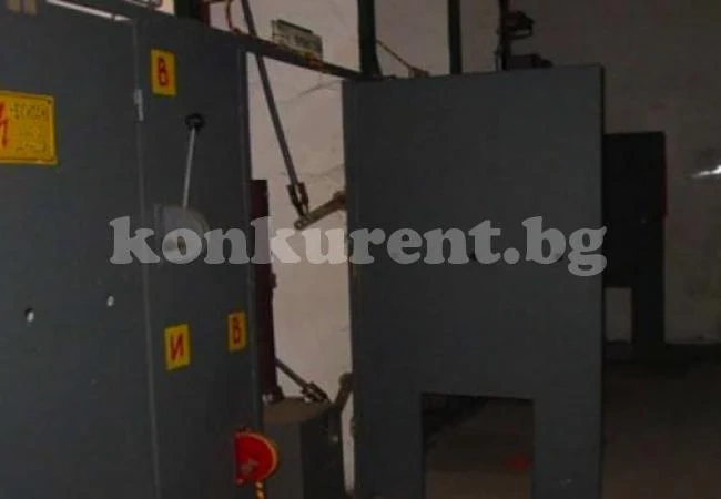 Крадци източиха 300 л. масло от трансформатор на ЧЕЗ