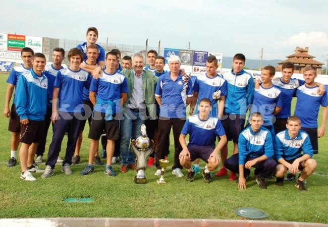 Монтанци разбраха всичките си съперници в U19