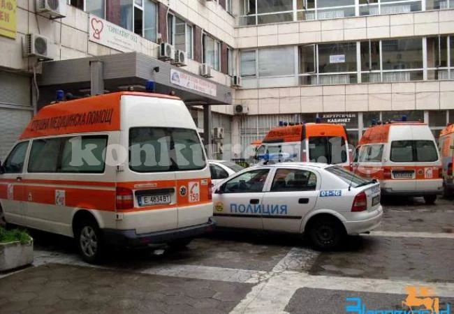Пациент осъди спешното заради забравен нож в корема