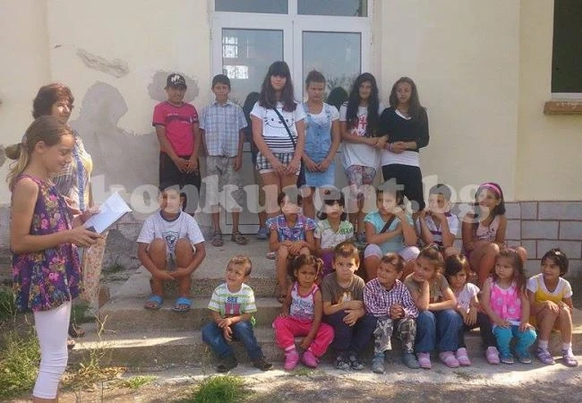 Читалище забавлява деца през ваканцията