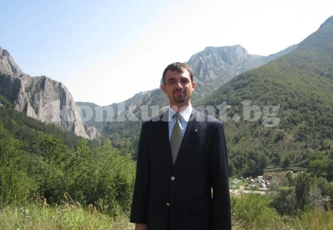 Хайтов гласува за намаляване на субсидиите за партии