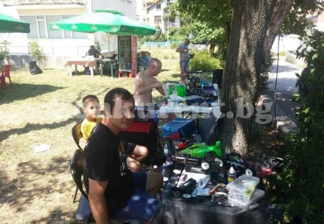 Моделисти печелят 4 медала в домакинско състезание