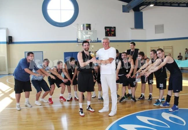 Калоян Николов заслужи приза MVP в лигата