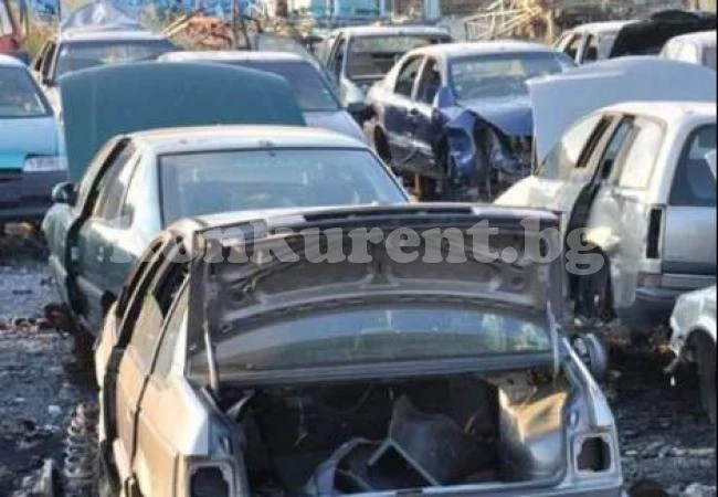 Удариха депо за разфасоване на крадени коли