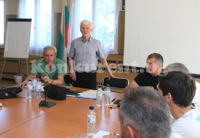 Първенството в „А” АФГ стартира на 29 август с 14 тима