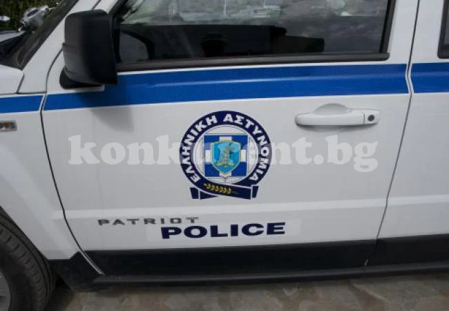 Взривиха бомба в двора на гръцки бизнесмен