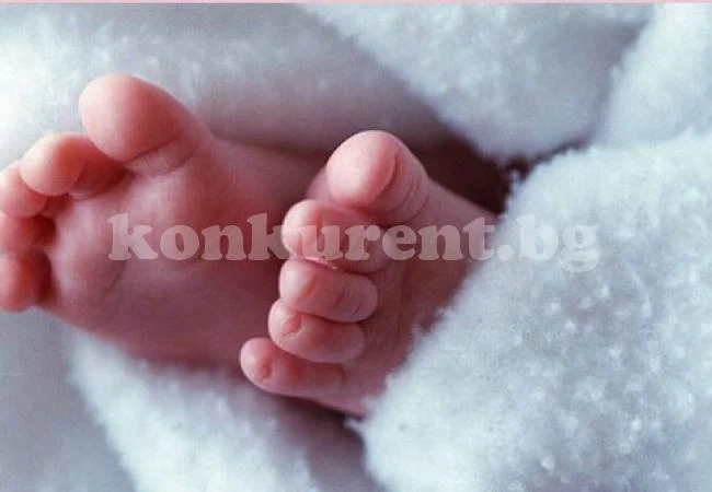 Глобиха безотговорна майка, зарязала бебето си в снега