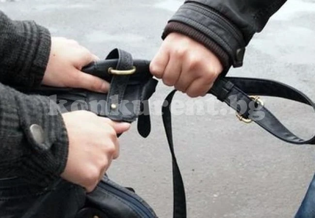 Ограбиха жена във Враца