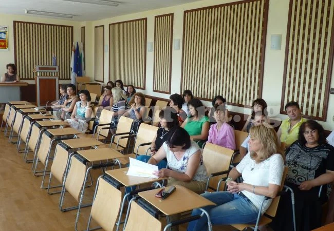 Представиха възможности за местно партньорство в Мездра