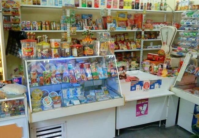 Крадец си „напазарува“ обилно от хоремаг