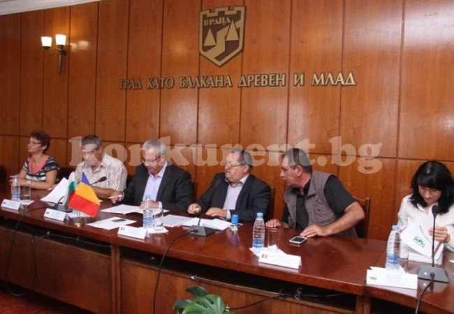 Кметове подписаха партньорско споразумение по проект
